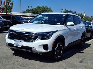 Used 2025 Kia Seltos S video 1