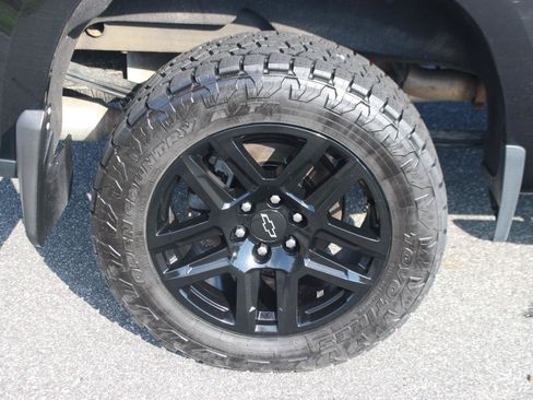 Used 2022 Chevrolet Silverado 1500 LT Trail Boss AWD/4WD image 38