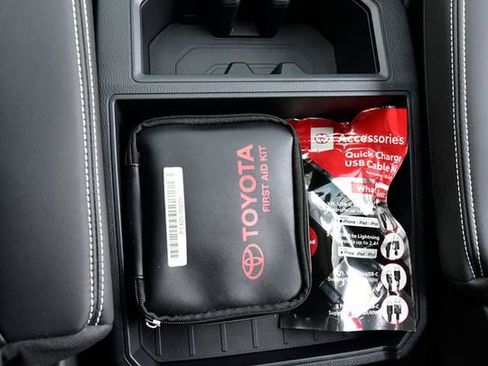 Used 2024 Toyota Sequoia Capstone image 39