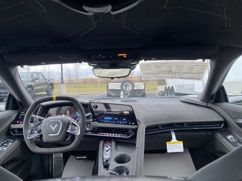 New 2026 Chevrolet Corvette Stingray Premium Cpe w/ Z51 Performance Package image 21