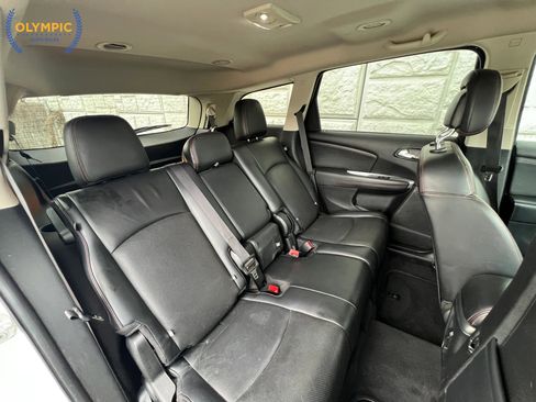 Used 2019 Dodge Journey GT image 37