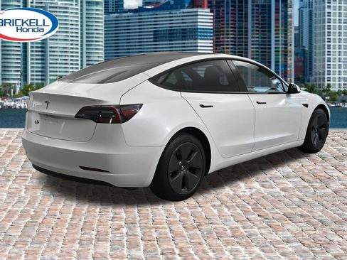 Used 2023 Tesla Model 3 Standard Range RWD image 4