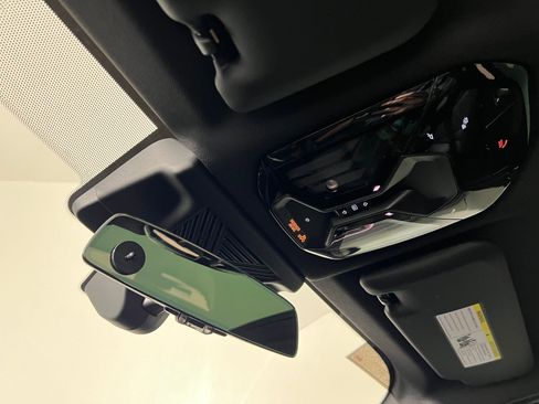 Certified 2025 BMW X3 xDrive30i w/ M Sport Package image 20