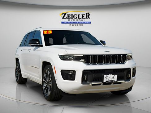 Used 2023 Jeep Grand Cherokee Overland w/ Adv Protech Group III AWD/4WD image 1