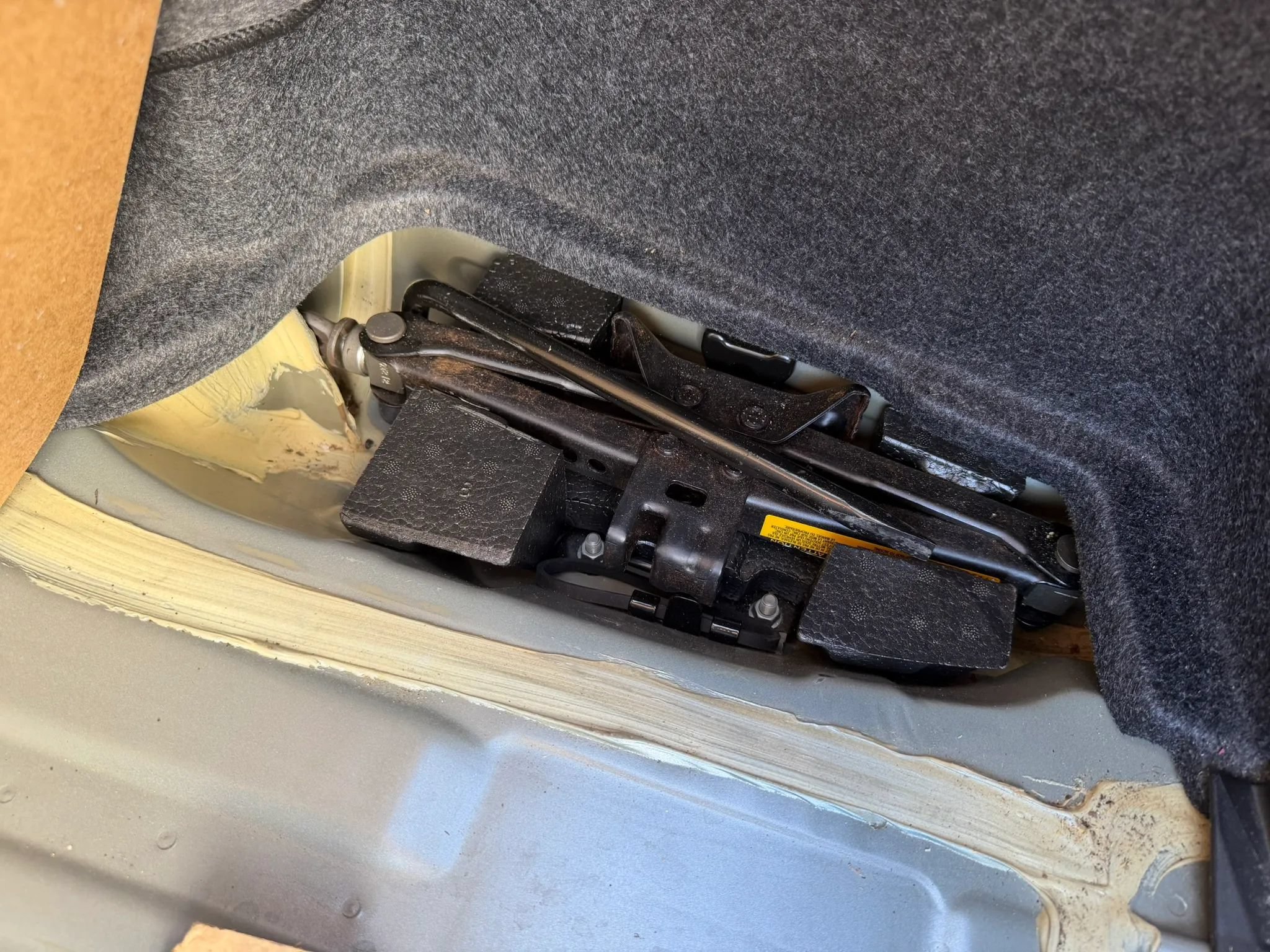 Used 2011 Toyota Camry LE FWD image 56