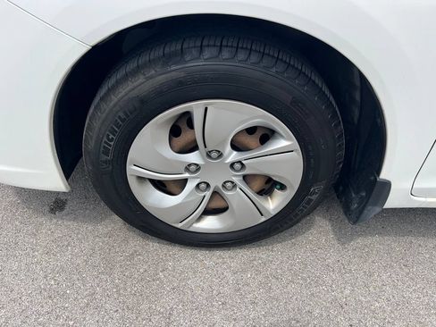 Used 2015 Honda Civic LX image 11