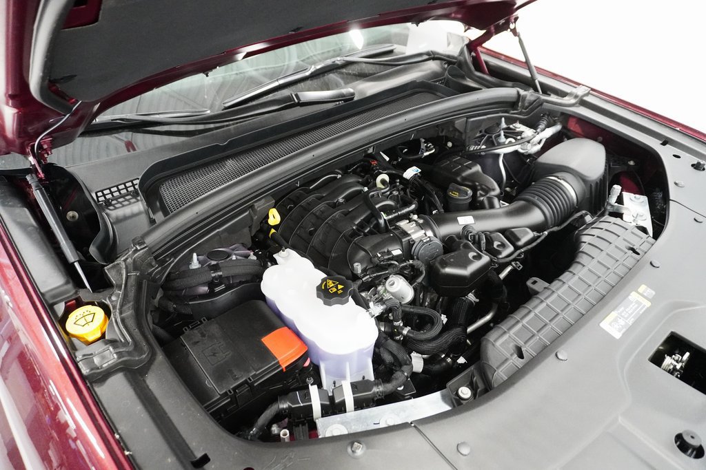 Used 2025 Jeep Grand Cherokee L Altitude AWD/4WD image 9