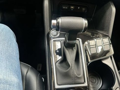 Used 2023 Kia Sportage EX FWD image 22