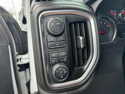 Used 2020 Chevrolet Silverado 2500 LT w/ Texas Edition AWD/4WD image 16