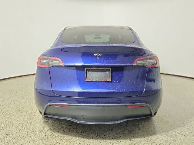 Used 2022 Tesla Model Y Long Range AWD/4WD image 6