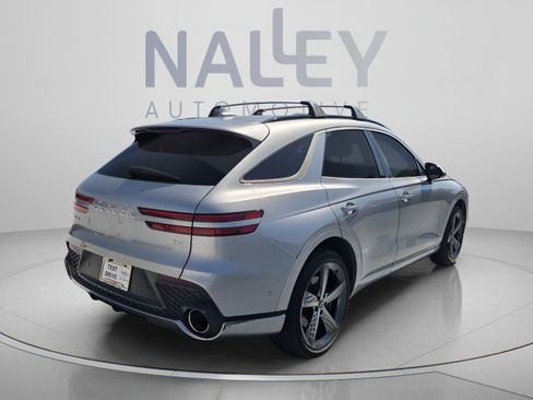 Used 2023 Genesis GV70 2.5T w/ Sport Prestige Package AWD/4WD image 5