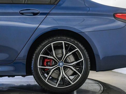 Certified 2023 BMW 530e w/ M Sport Package image 11