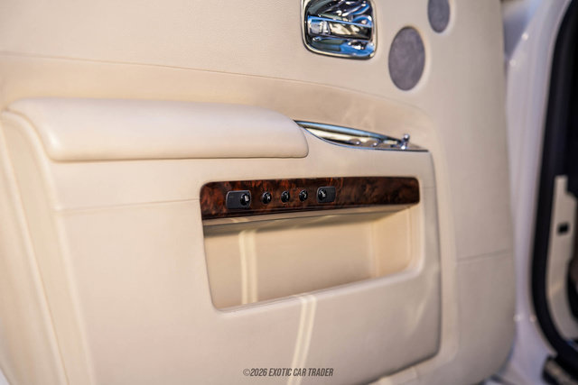 Used 2013 Rolls-Royce Ghost RWD image 45