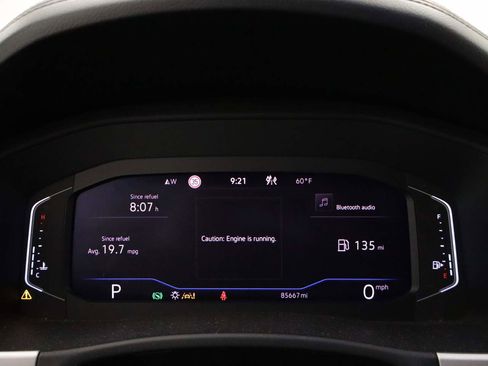 Used 2021 Volkswagen Atlas Cross Sport SEL Premium w/ Luggage Net & Mats Package image 4