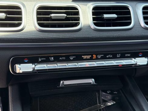 Used 2021 Mercedes-Benz GLE 450 4MATIC image 26