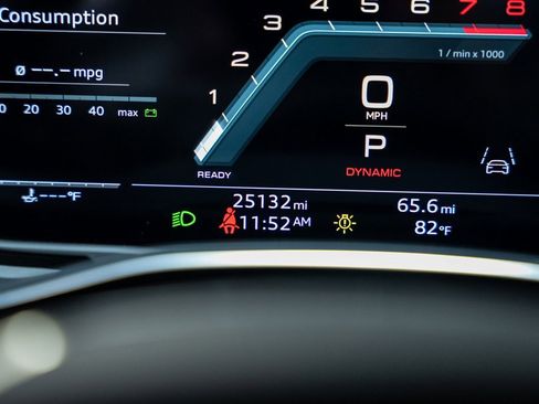 Used 2021 Audi S6 Prestige w/ Prestige Package image 50