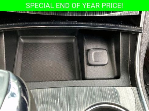 Used 2016 Chevrolet Impala LT w/ Convenience Package image 16