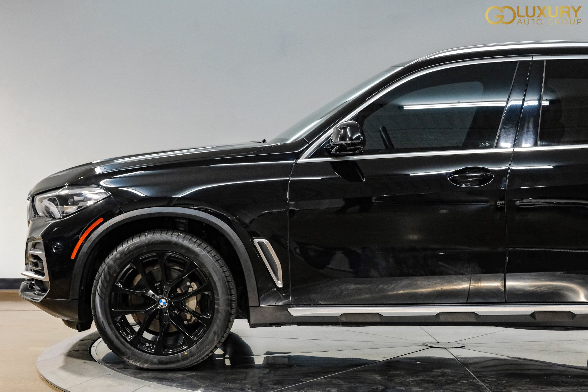 Used 2023 BMW X5 xDrive40i AWD/4WD image 14