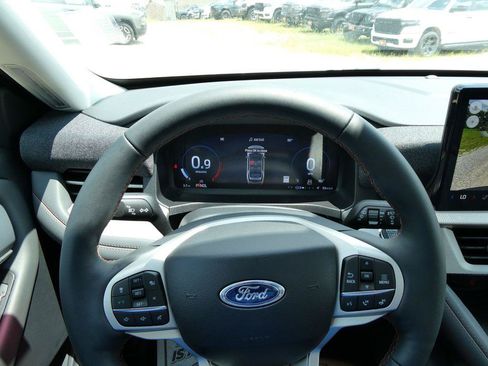 New 2026 Ford Explorer Active w/ Active Comfort Package AWD/4WD image 27