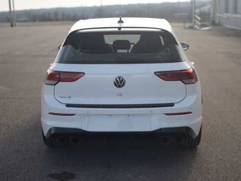 Used 2025 Volkswagen Golf w/ Euro Style Package image 27