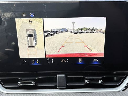 Used 2025 Chevrolet Equinox LT w/ Convenience Package II AWD/4WD image 23