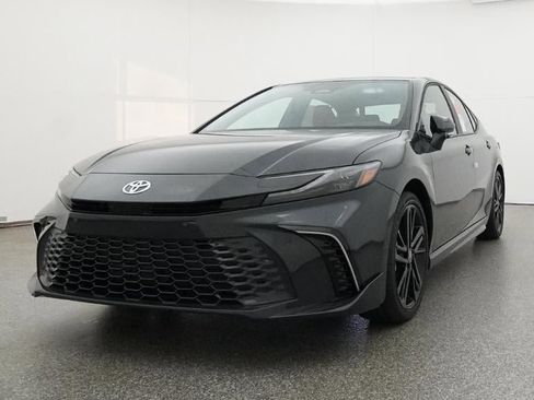 New 2026 Toyota Camry XSE FWD image 32
