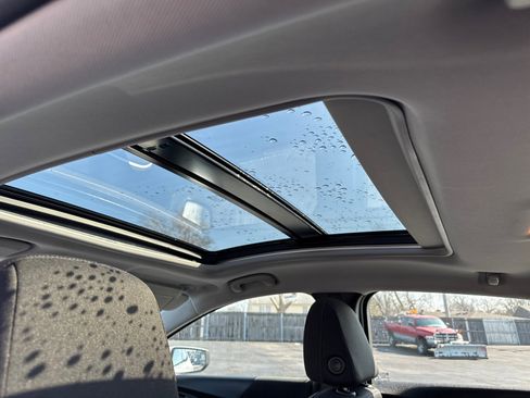 Used 2024 Chevrolet Malibu LT image 9