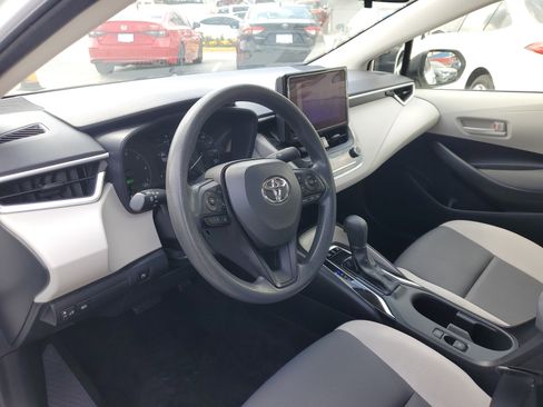 Used 2024 Toyota Corolla LE image 18