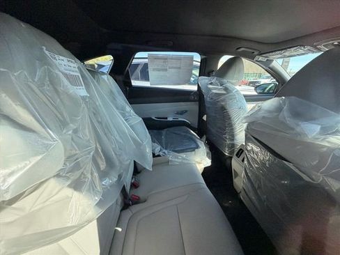 New 2026 Hyundai Tucson Limited AWD/4WD image 17