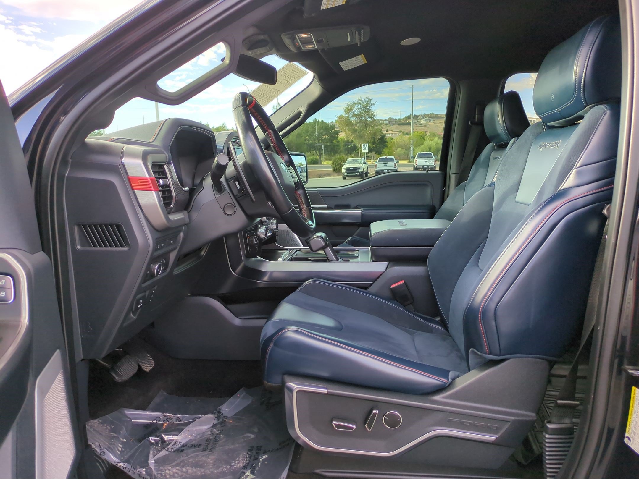 Used 2021 Ford F150 Raptor w/ Raptor 37 Performance Package AWD/4WD image 15