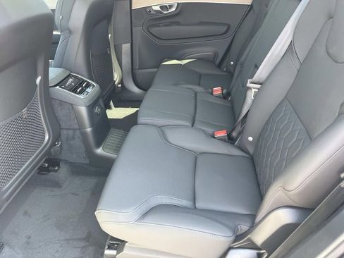 New 2026 Volvo XC90 T8 Plus w/ Protection Package Premier AWD/4WD image 19