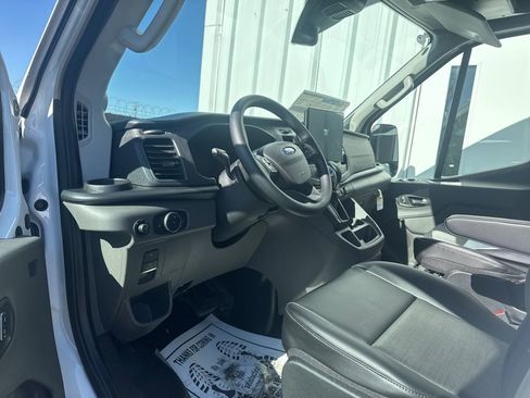 New 2026 Ford Transit 250 148 Medium Roof w/ Load Area Protection Package image 5