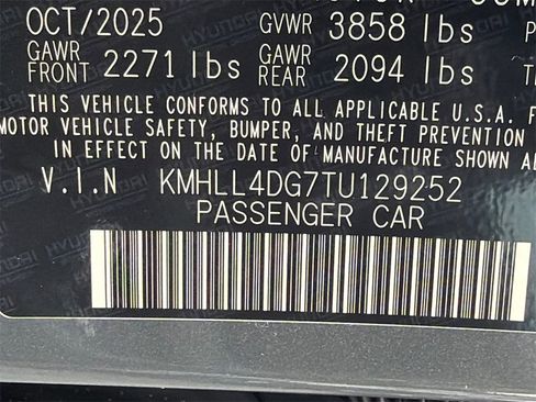 New 2026 Hyundai Elantra SE image 31