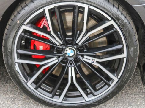 Used 2023 BMW M550i xDrive image 10