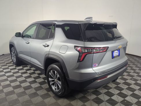 Used 2026 Chevrolet Equinox LT FWD image 6