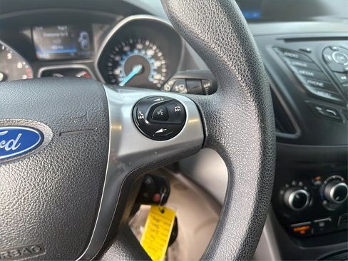 Used 2016 Ford Escape SE image 24