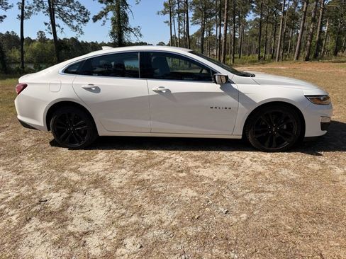 Used 2024 Chevrolet Malibu LT w/ Sport Edition image 6