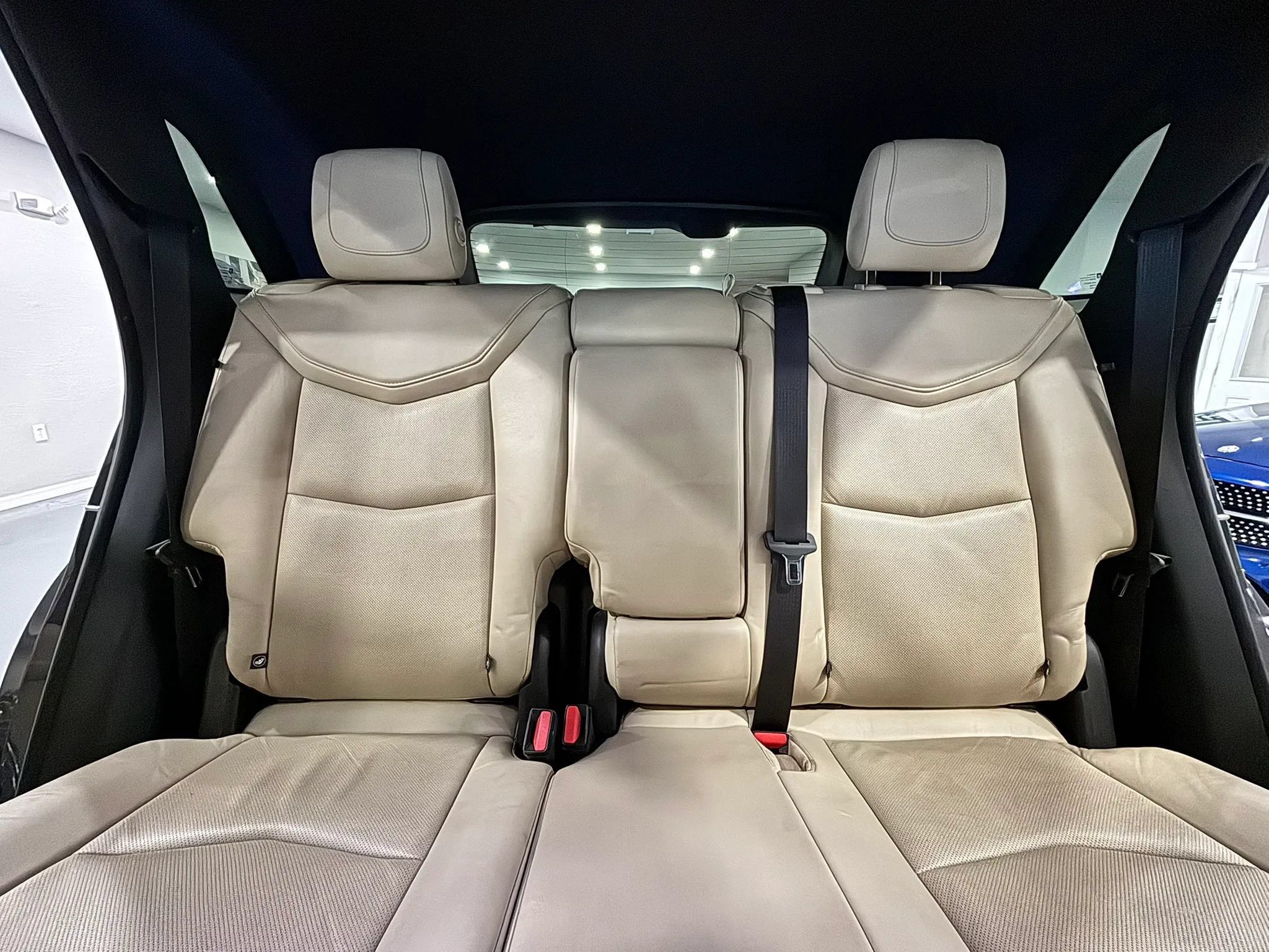 Used 2018 Cadillac XT5 Premium Luxury FWD image 23