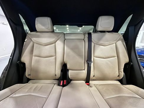 Used 2018 Cadillac XT5 Premium Luxury FWD image 23