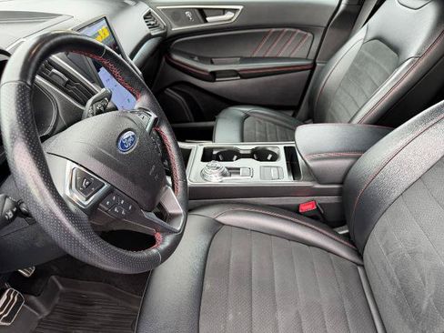 Certified 2022 Ford Edge ST-Line AWD/4WD image 10
