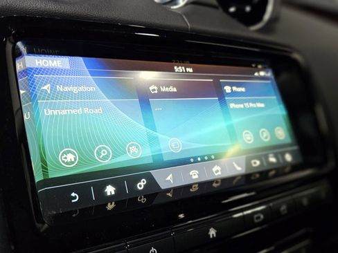 Used 2018 Jaguar XJ R-Sport image 30