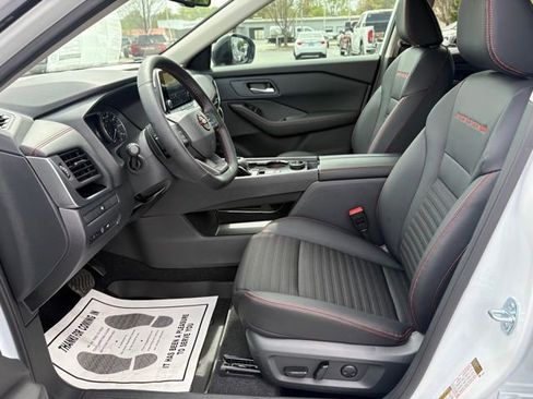 New 2026 Nissan Rogue SV AWD/4WD image 11