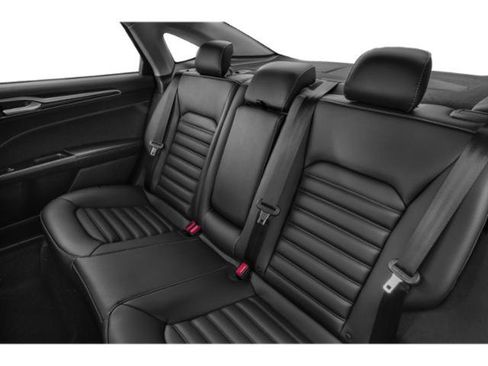 Used 2020 Ford Fusion SEL FWD image 16