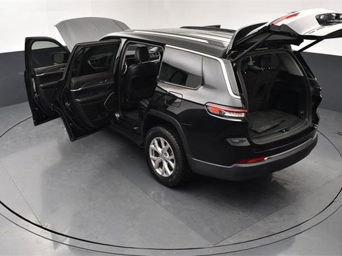 Used 2021 Jeep Grand Cherokee L Limited image 28