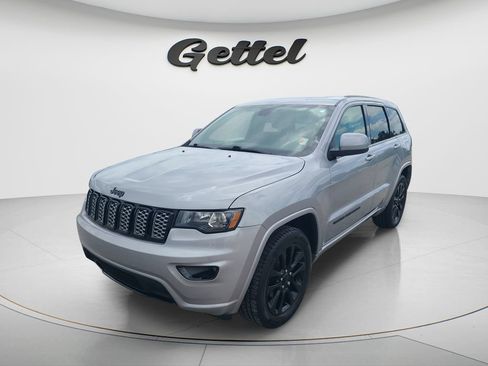 Used 2019 Jeep Grand Cherokee Altitude AWD/4WD image 1