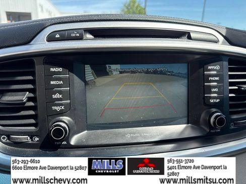Used 2017 Kia Sorento FWD w/ LX Convenience Package image 17