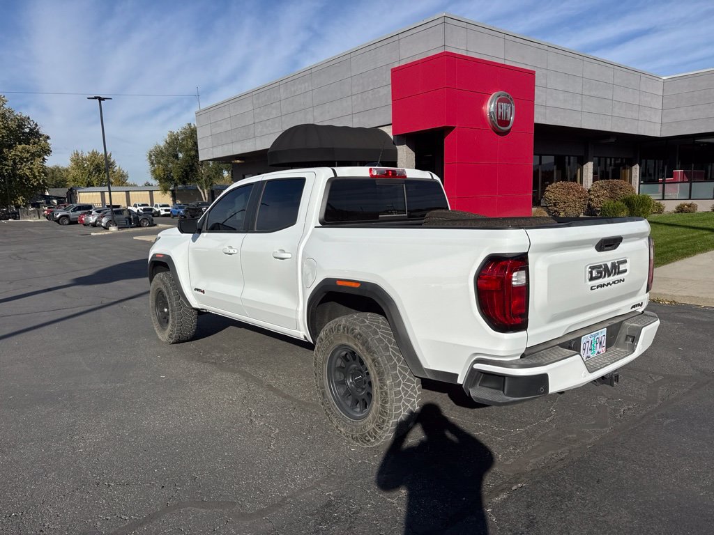 Used 2026 GMC Canyon AT4 w/ Technology Plus Package AWD/4WD image 4