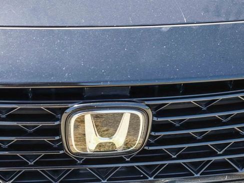 Used 2023 Honda Accord Sport image 6