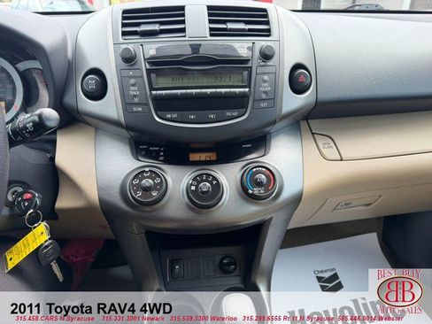 Used 2011 Toyota RAV4 LE w/ Preferred Premium Pkg AWD/4WD image 16