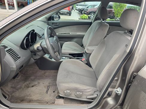 Used 2005 Nissan Altima 2.5 S FWD image 8